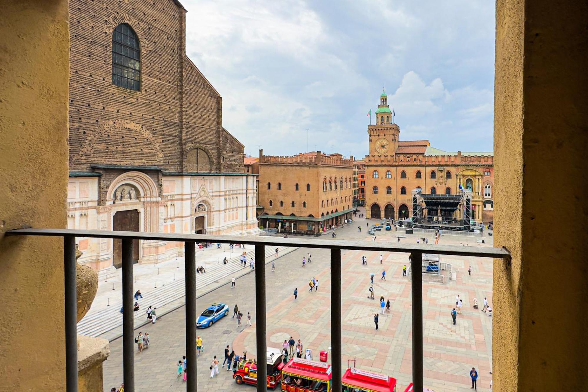 בולוניה Immobo Domus - Piazza Maggiore View מראה חיצוני תמונה